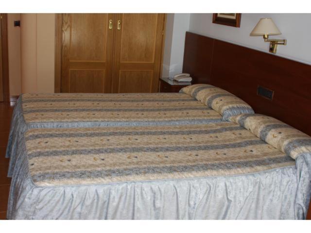 Hostal Castilla Benavente Ngoại thất bức ảnh