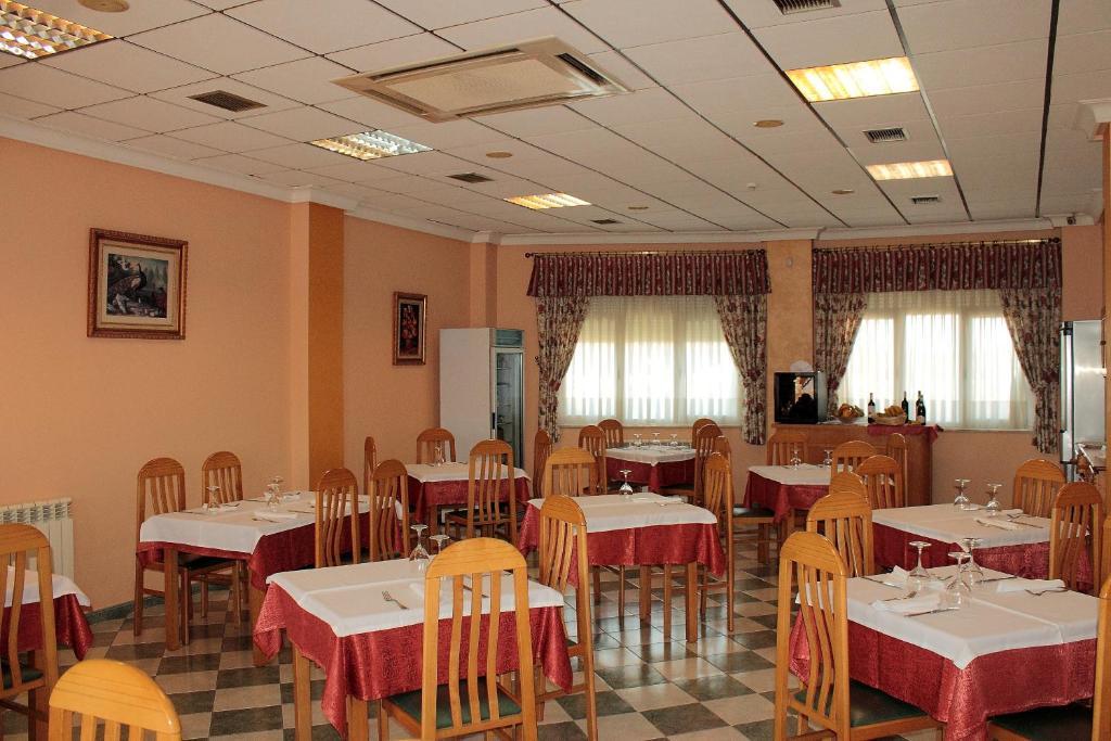 Hostal Castilla Benavente Ngoại thất bức ảnh