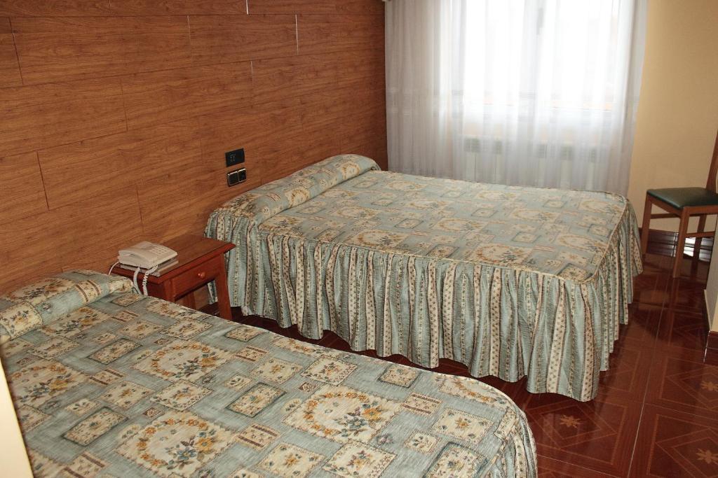 Hostal Castilla Benavente Ngoại thất bức ảnh