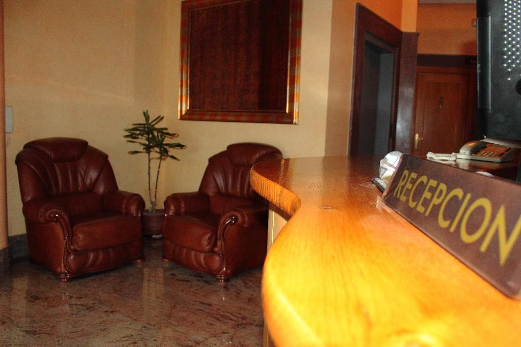 Hostal Castilla Benavente Ngoại thất bức ảnh